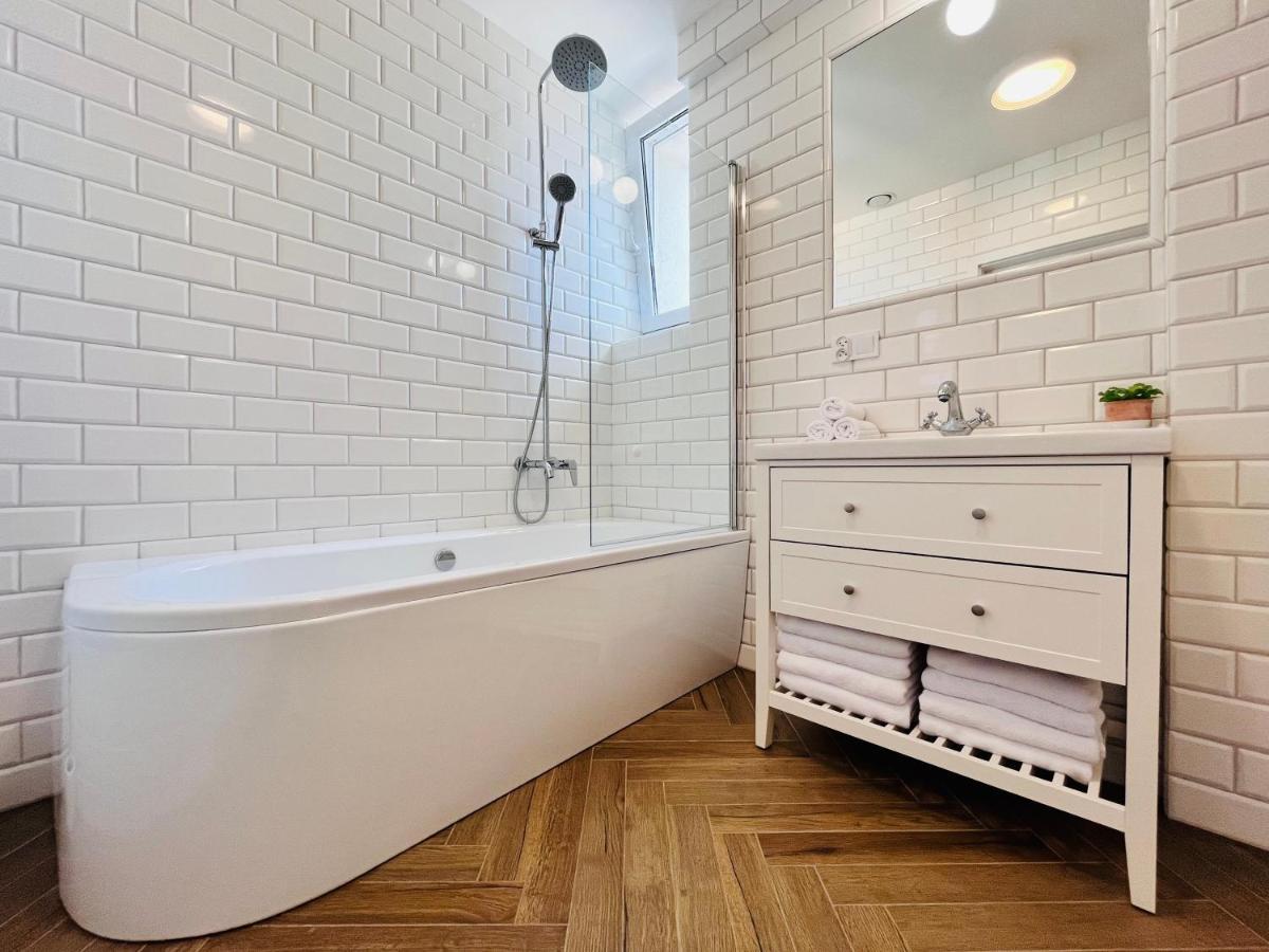 Apartamenty Lubin - Noclegi Lubin Exteriör bild